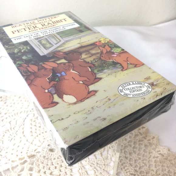 Beatrix Potter The World Of Peter Rabbit and Friends Factory Sealed VHS - Picture 2 of 8